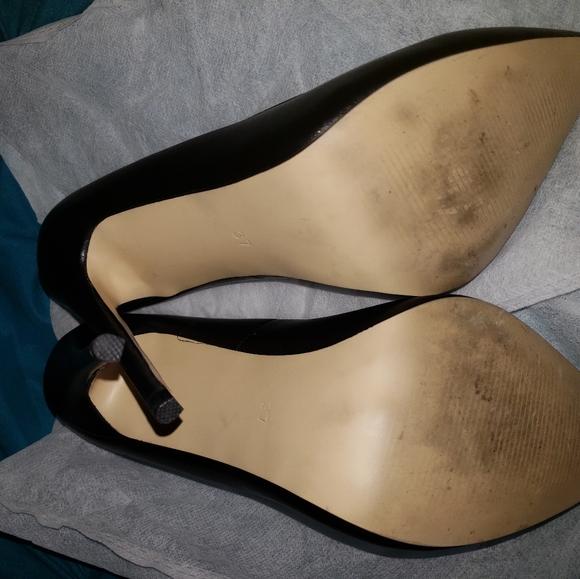 Stilleto Heels - Picture 3 of 5